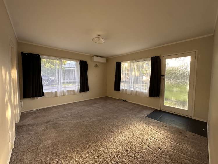 1/15B Clake Road Royal Oak_2