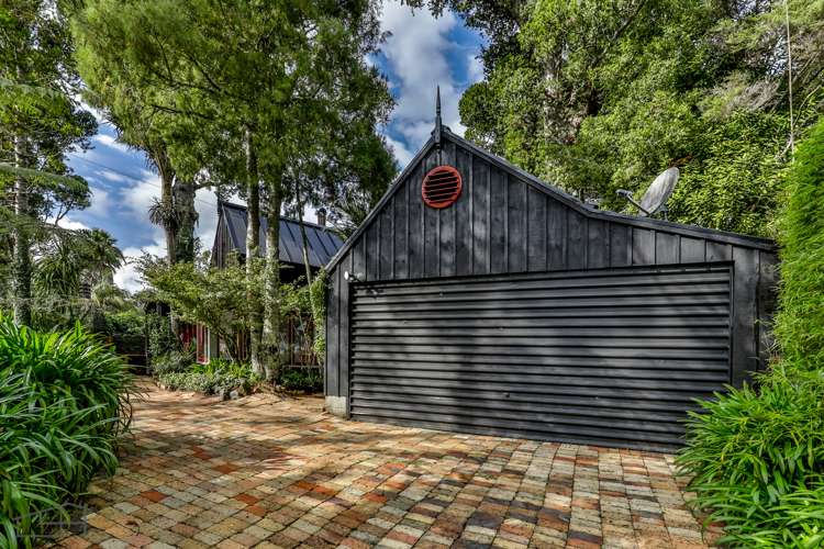 24 Hollywood Avenue Titirangi_33