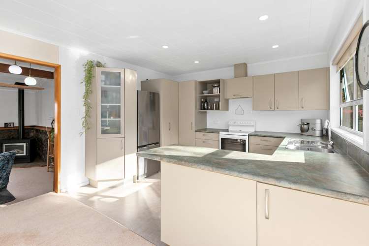 6 Domain Road Waipawa_7