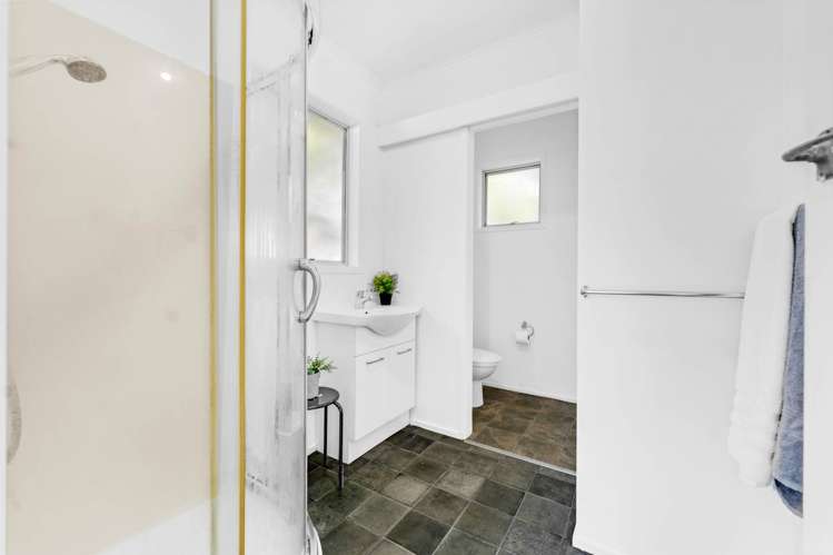 53 Henderson Valley Road Henderson_20