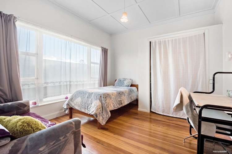 3 Glengarry Road Glen Eden_4