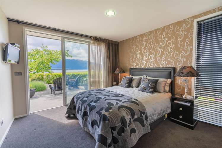 140 Howden Street Te Anau_22