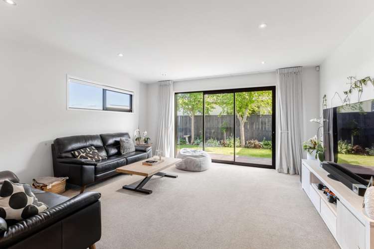 3 Evesham Lane Springlands_14