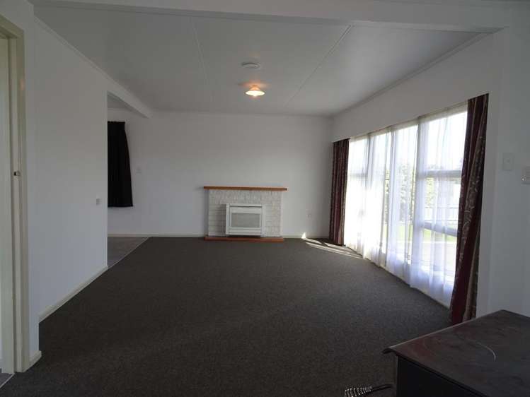 12 Birkenhead Crescent 10480_6