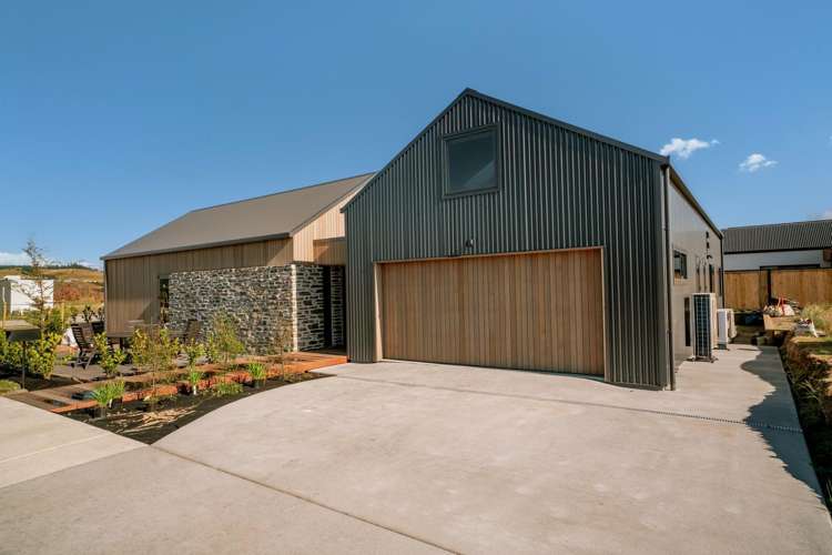 1 Walsh Street Albert Town_23