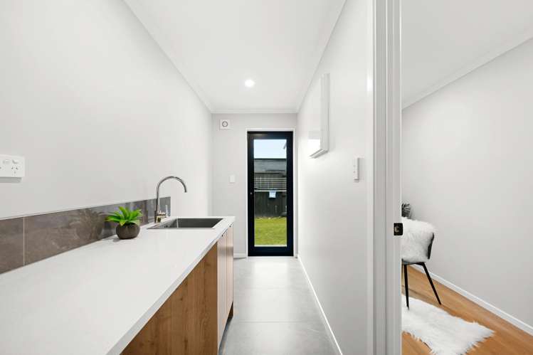 17 Absolum Crescent Chartwell_23