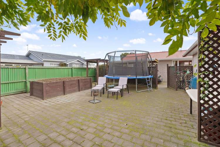 84 Randolph Street Woolston_16