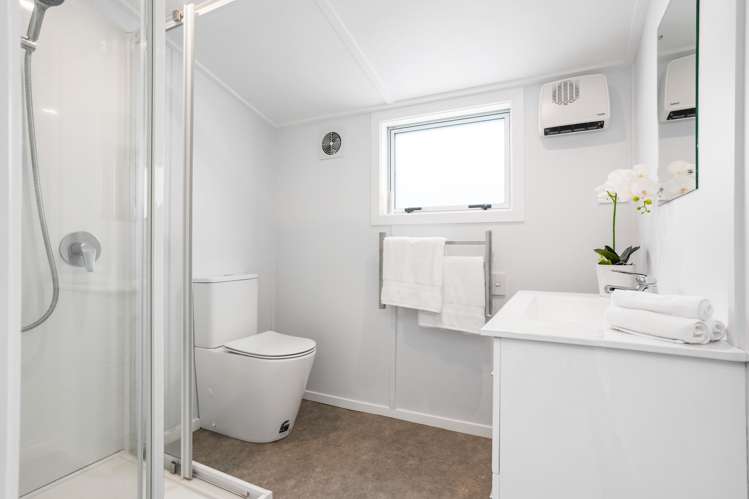 105 McKellar Place Whangamata_22