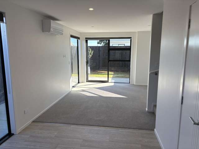 8/260 Chadwick Road 1072_2