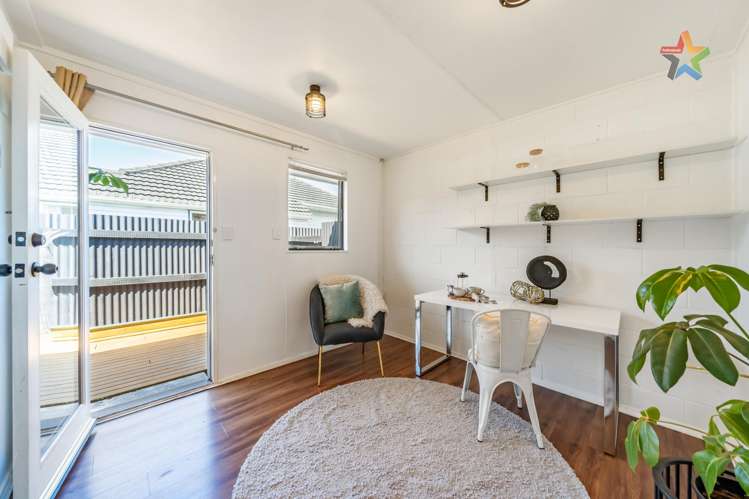 2/43 Leighton Avenue Waiwhetu_15