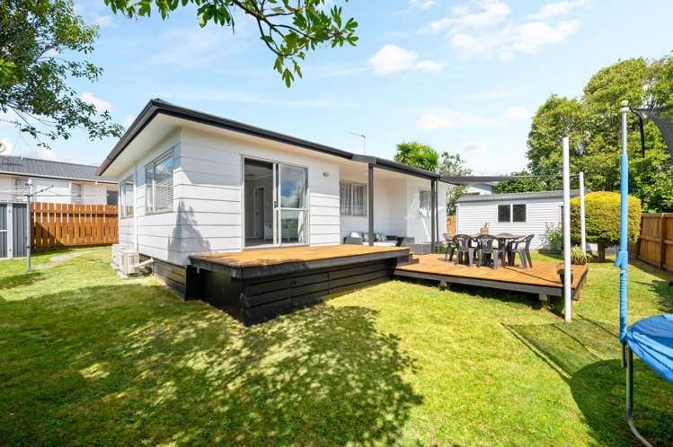 8C Huia Avenue_0
