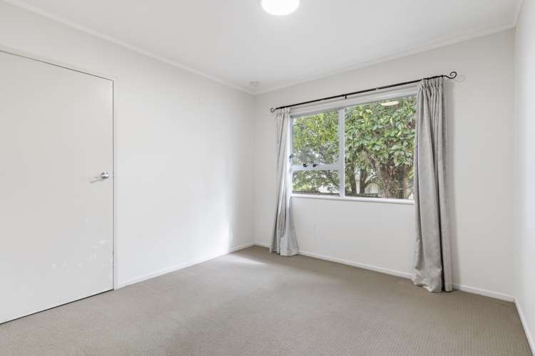 197 Abbotts Way Remuera_11