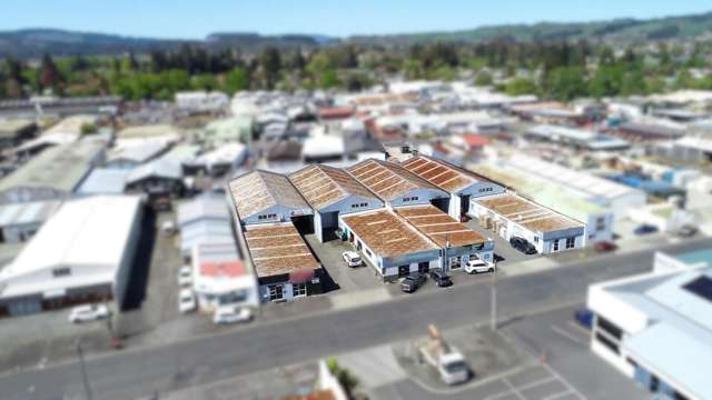 Versatile industrial property with potential