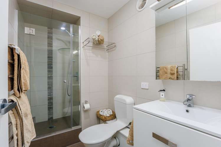 19 Sandown Road Rothesay Bay_23