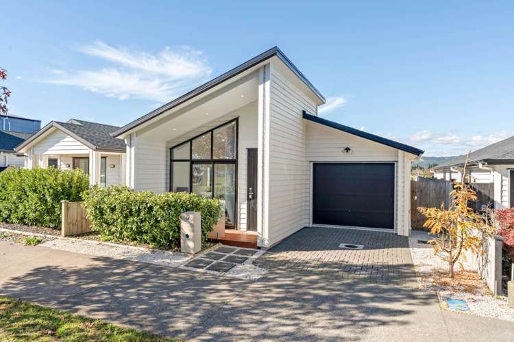 17 Kahui Parade Karaka_16