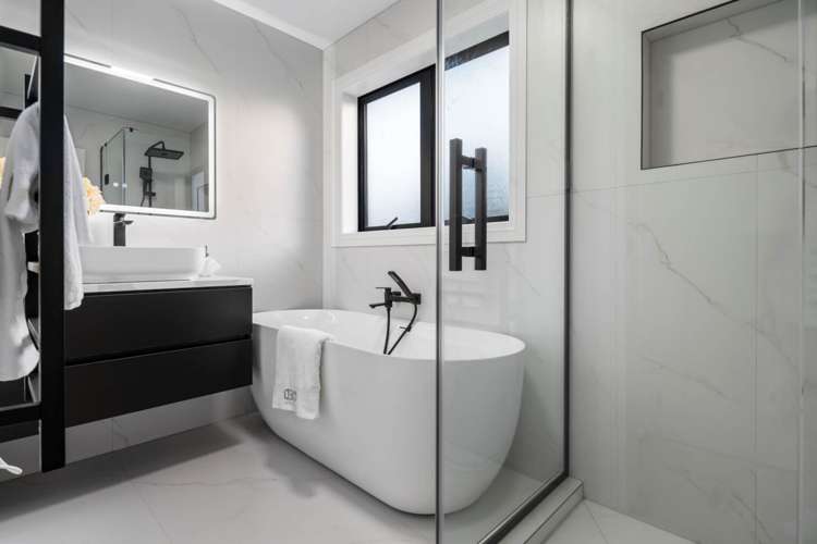 10 Paulange Place Pakuranga Heights_21