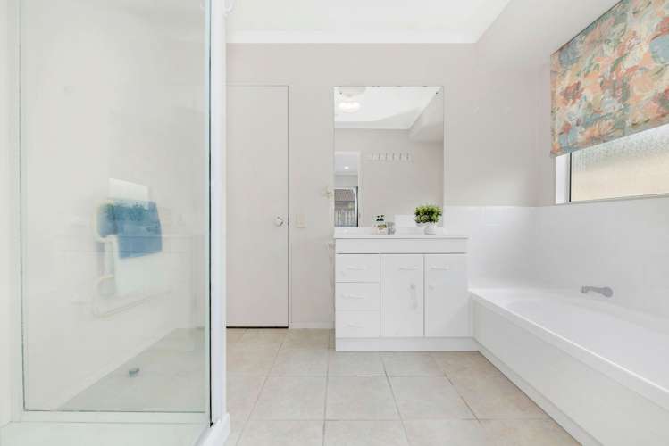 13 Montilla Place Manurewa_12