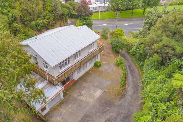 192 Eastern Hutt Road Taita_1