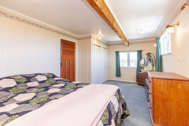 50 Shakespeare Road Bastia Hill_23