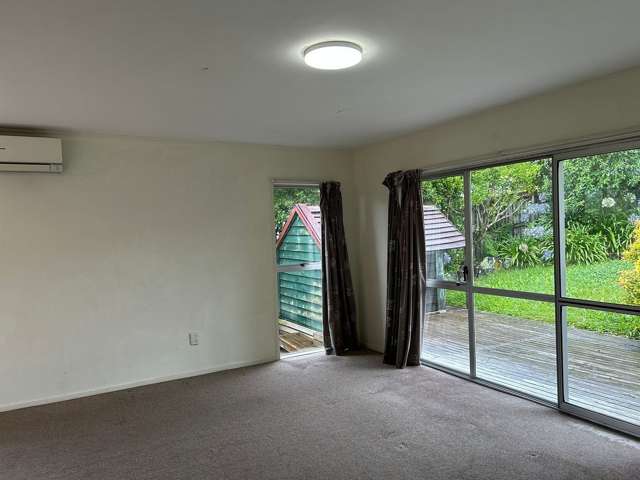 71 Kemp Road Massey_2