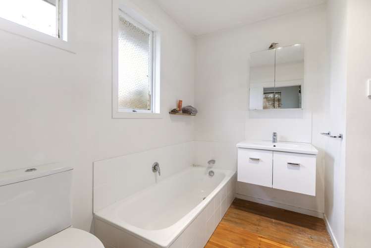 59 Advene Road Cockle Bay_13