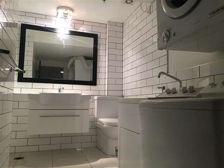 1g/2 Queen Street Auckland Central_3