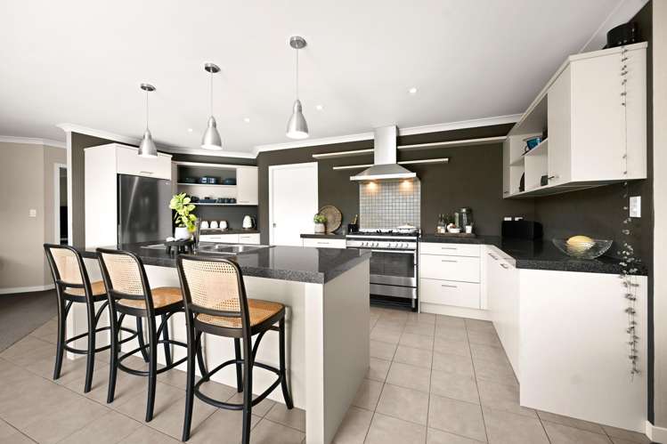 8 Aquila Crescent Rototuna North_4