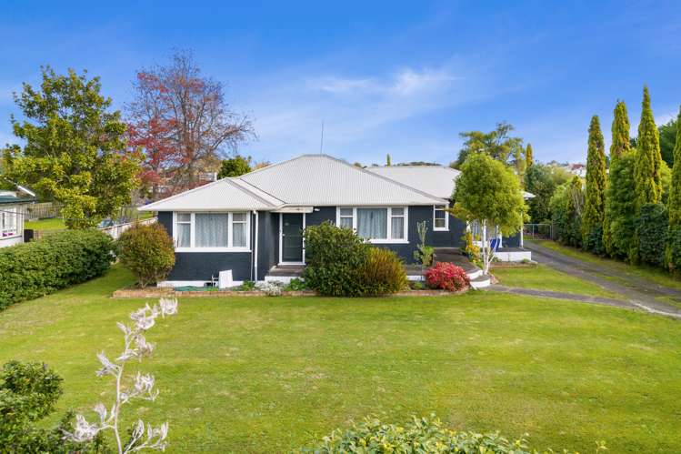 490 Wellington Road_0