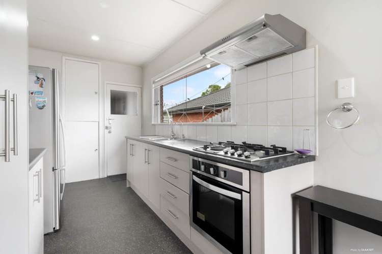 77 Weymouth Road Manurewa_2