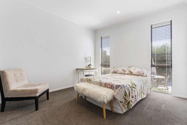 40 Columbia Crescent Beachlands_17