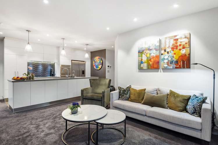 GA/8 Howe Street_3