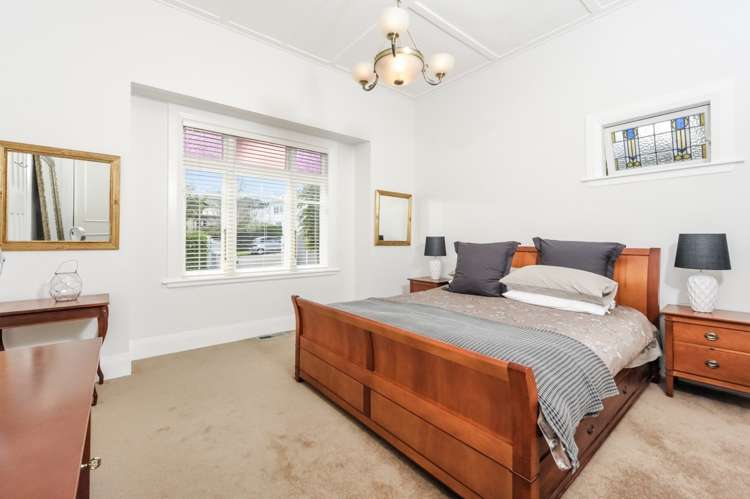 2 Kingsview Road Mount Eden_10