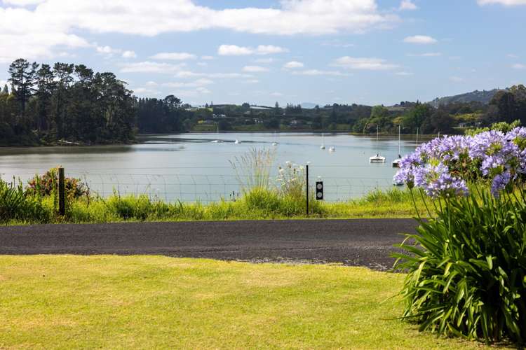 309 Plummers Point Road Whakamarama_33