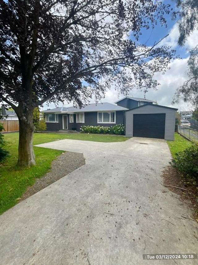 Feilding - Five Bedroom
