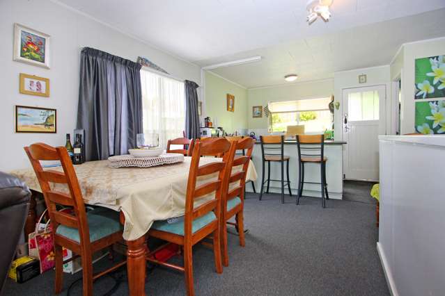 3 Banyan Drive Totara Heights_2