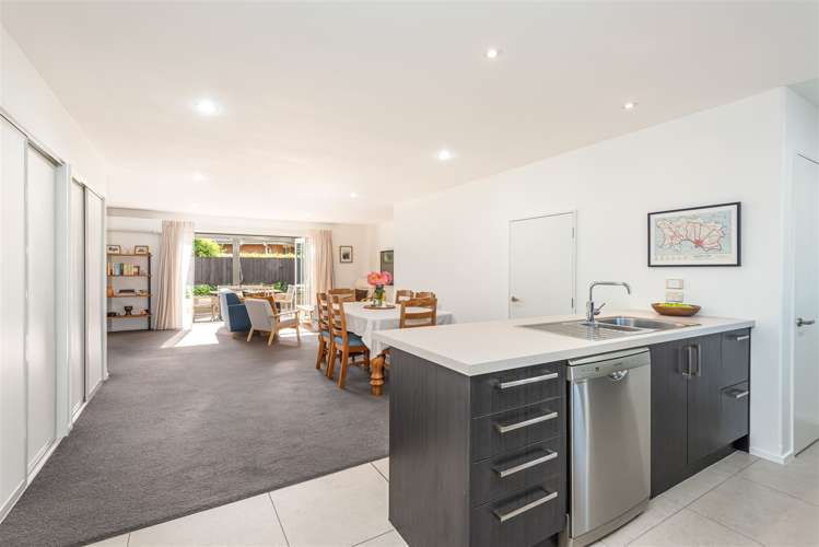 47 Mcmahon Drive Aidanfield_4