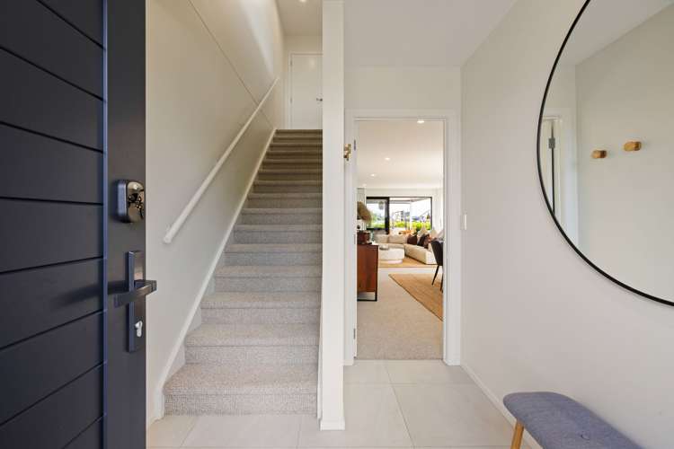 55 Probert Crescent Chartwell_18