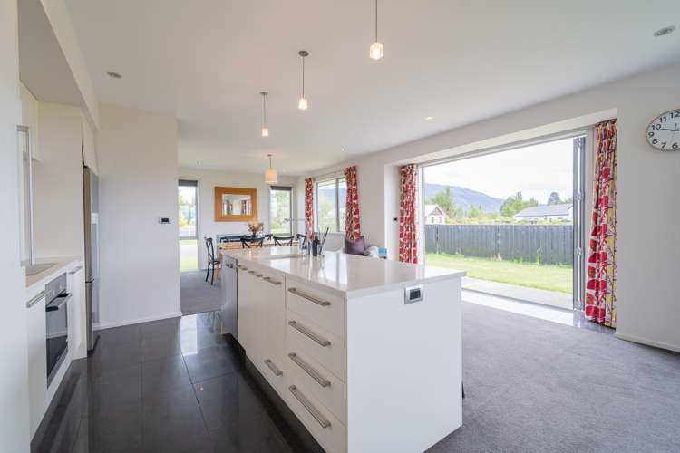 52 Dusky Street Te Anau_2