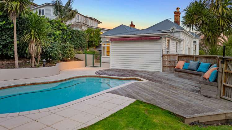 4 Hinemoa Terrace Birkenhead_30