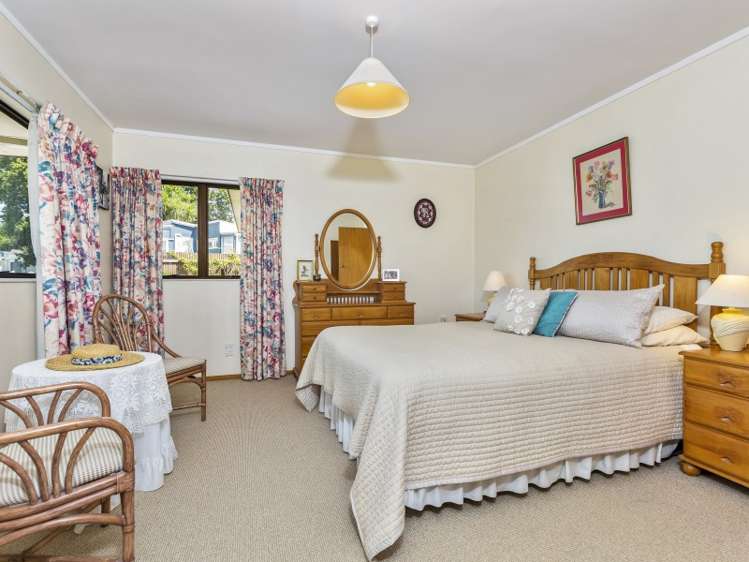 8 Lawson Way Manurewa_9