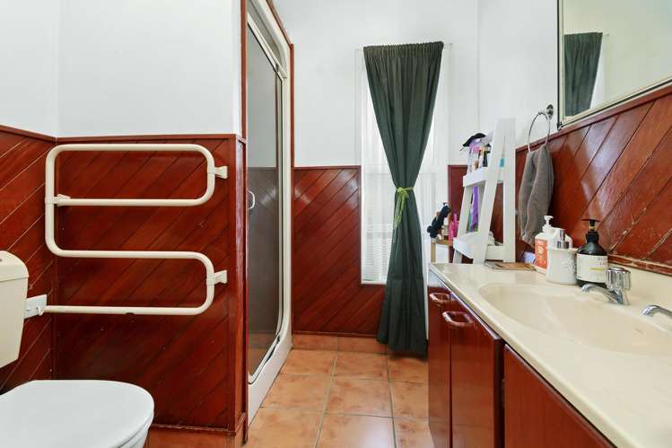 39 Hine Road Wainuiomata_8