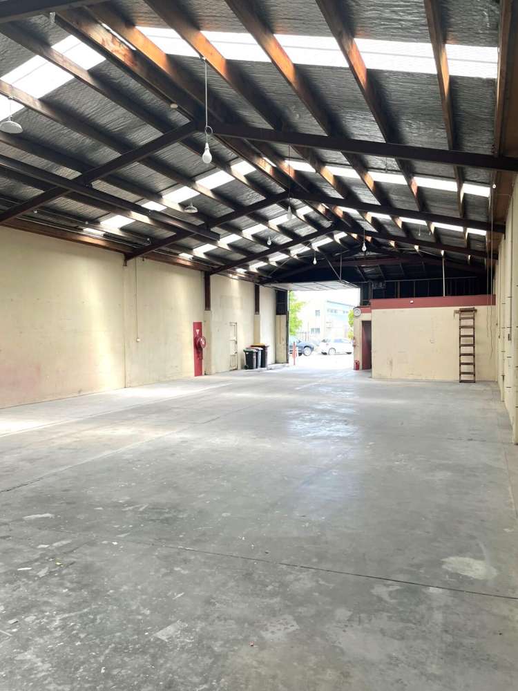 Unit 2, 19 Cable Street Sockburn_6