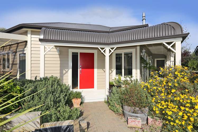 16a Hammond Road Taradale_13