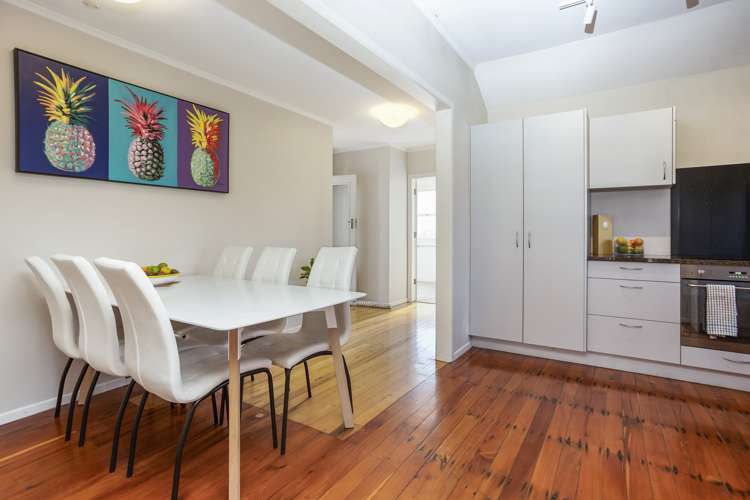 17 Seabrook Avenue New Lynn_5