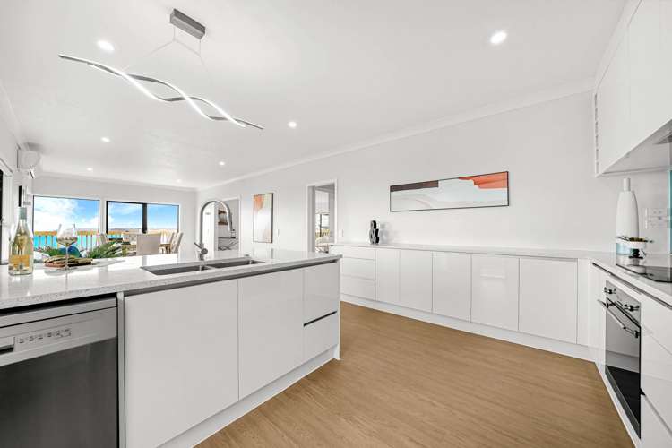 254 Whangaparoa Road Red Beach_9