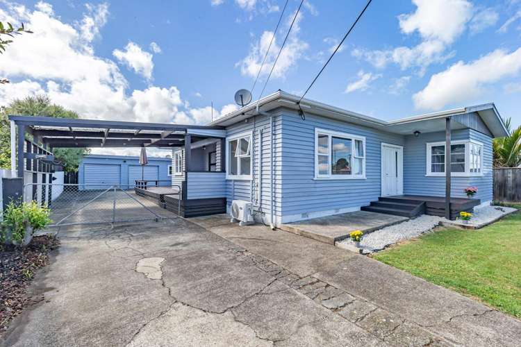 58 Parker Avenue Levin_16