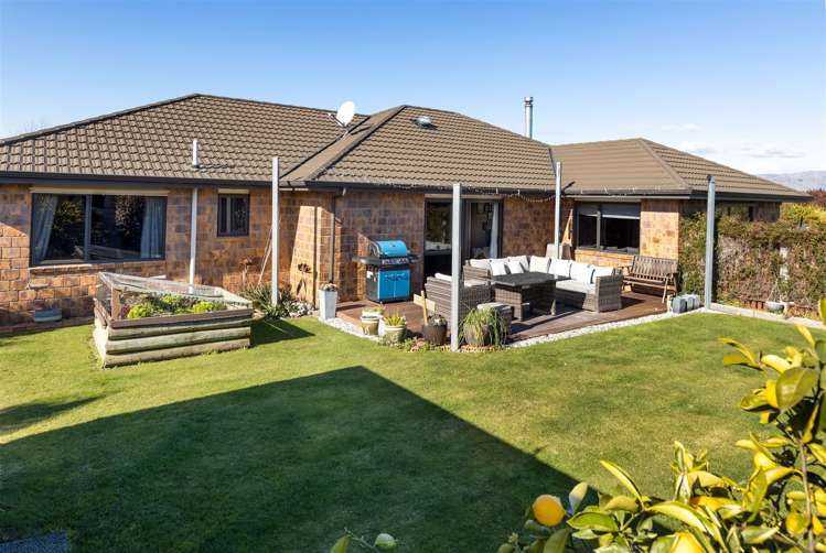 12 River Terrace Renwick_19