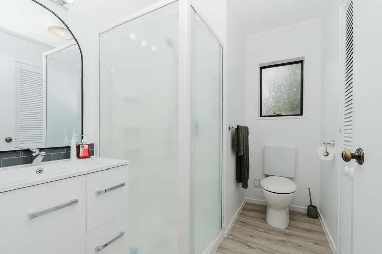 6 Exeter Street Glenview_18