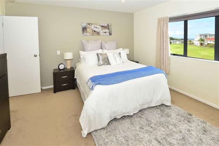 125 Roberta Crescent Orewa_10