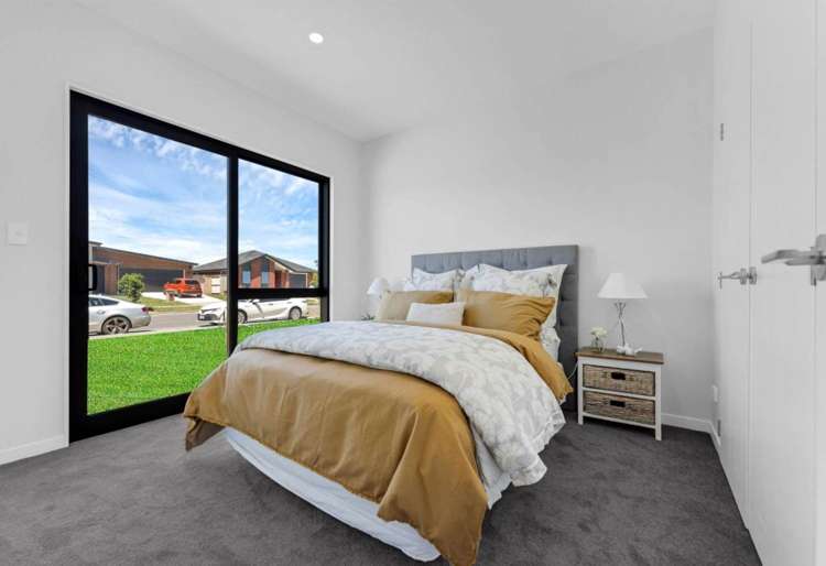 27 Korowhiti Road Clarks Beach_12